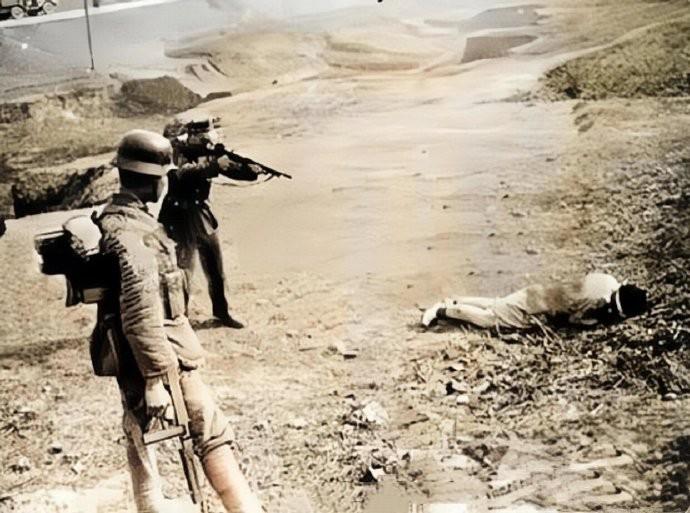 1946年，南京，日本战犯鹤丸光吉被执行枪决现场。在抗战时期，鹤丸光吉曾担任侵华