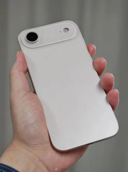 消息称苹果 iPhone Air 目前累积激活不到 20 万台，这下销量达不到预