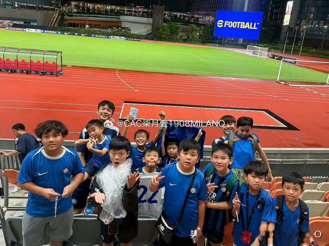 【国际米兰香港行】

国际米兰香港青训学院也在现场

今日官方特意为小学员们安排