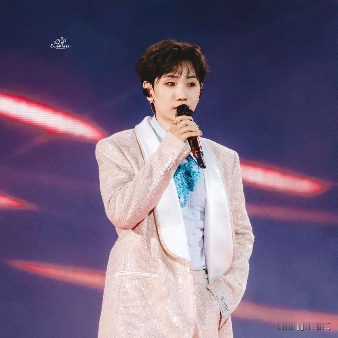 汪苏泷不再收信件！私生这些操作太吓人，真该停手了
 
汪苏泷工作室深夜发了条消息