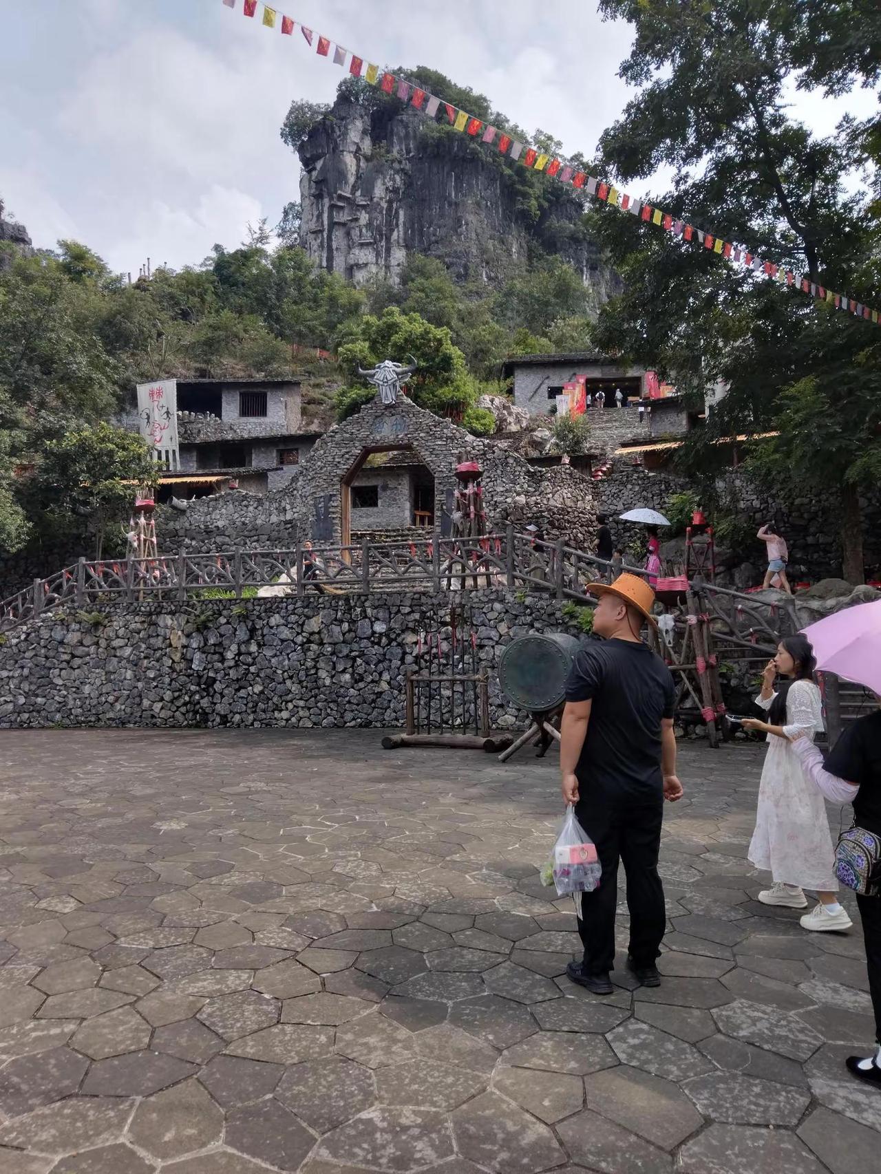 以前喜欢歌慢慢也不喜欢了  听不出哪种心情和感觉了