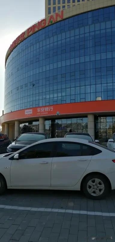 父亲去世时已结清所有债务，12年后银行却突然冒出一笔债？原因竟在先上车后补票的思