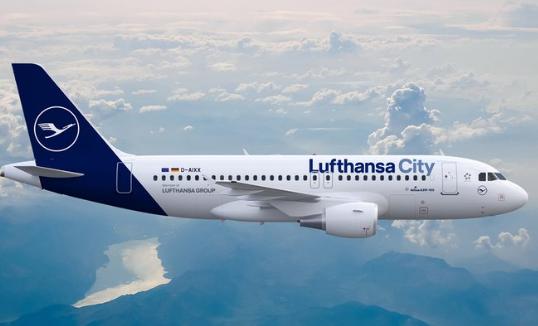 【汉莎航空因燃料价格取消今年夏季 20,000 个航班】欧洲最大的航空集团正在削