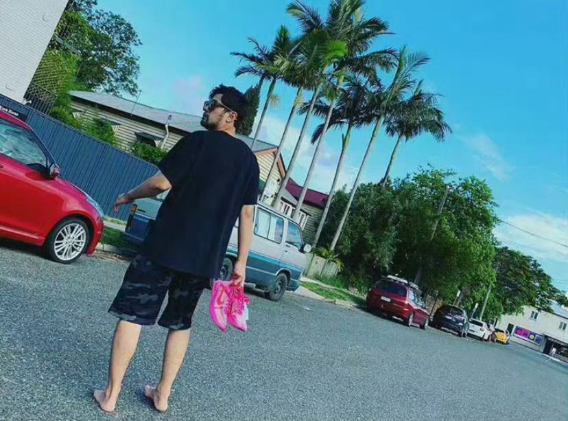 脏什么都不能脏了自己的粉色鞋子