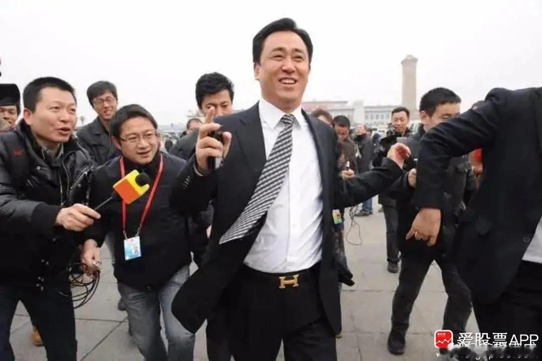 许家印案宣判了，8项罪名被判无期徒刑，剥夺政治权利终身，并处没收个人全部财产！一