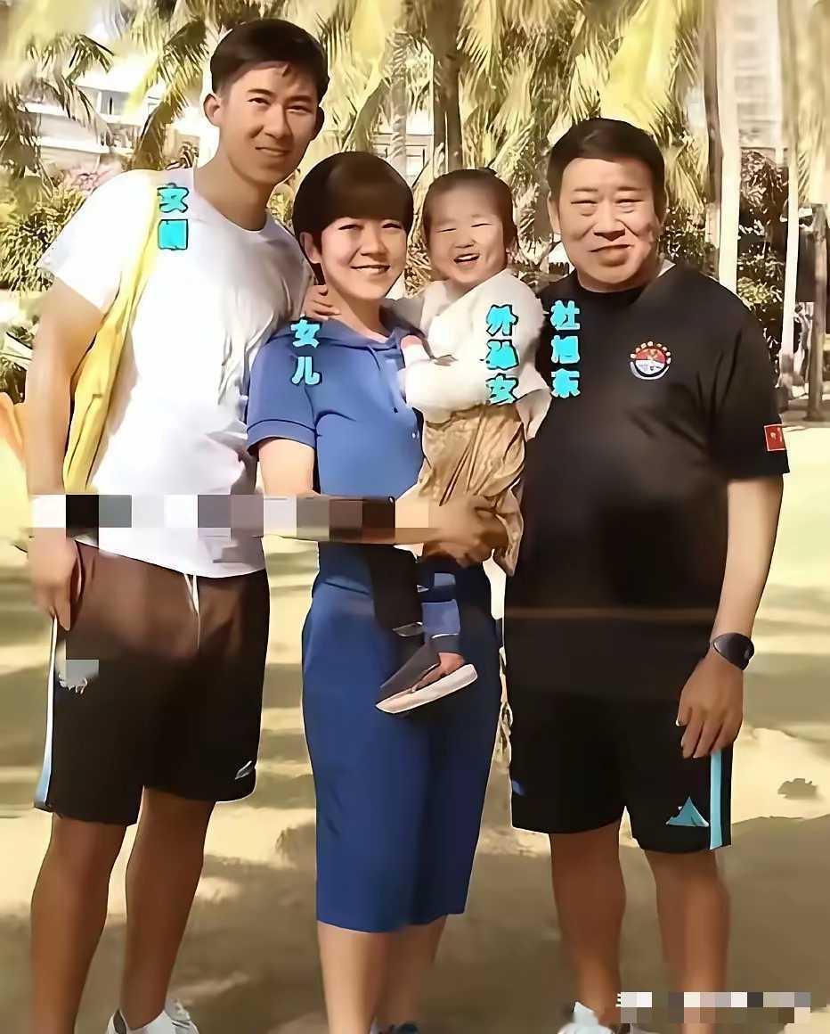 演坏人的演员，原来媳妇这么好看