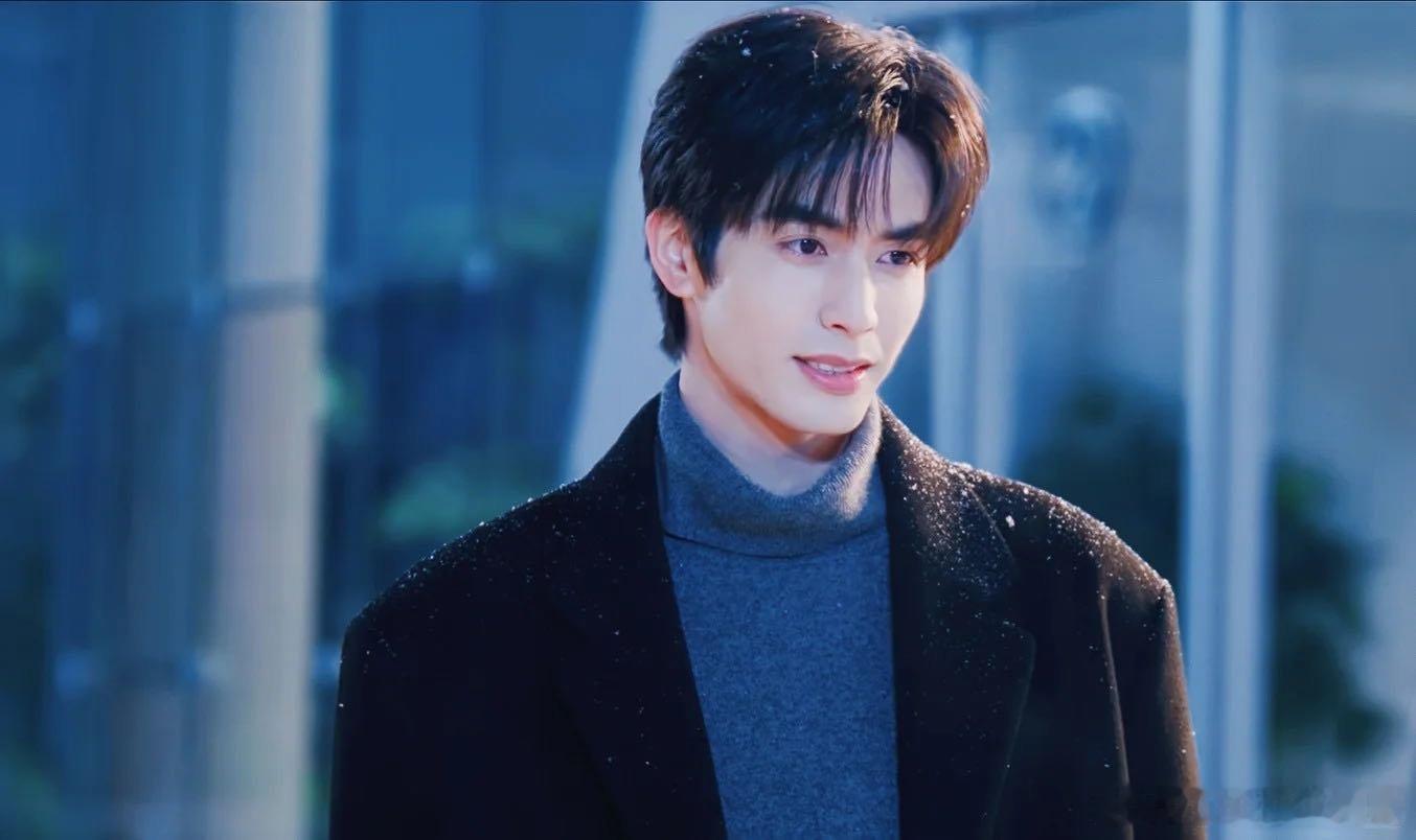 宋威龙最近就这样在我主页刷屏年末年初算是被宋威龙承包了，从剧到见面会再到晚会，全