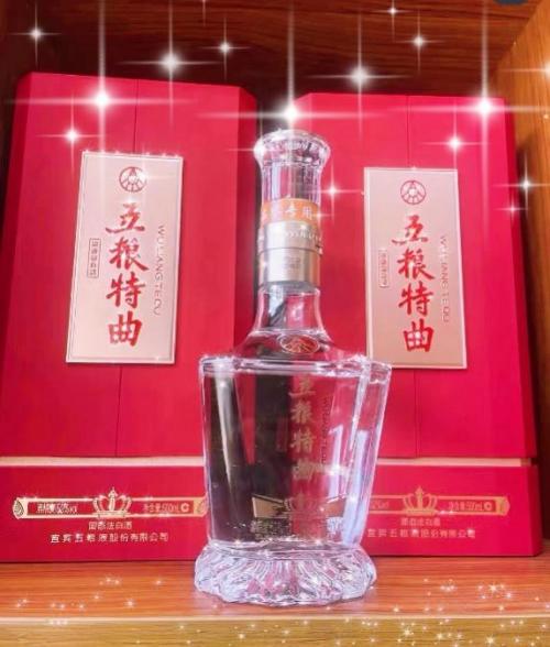 留学在外的人越临近过年越想念家乡的味道。要说过年最少不了的就是白酒了，来自五湖四