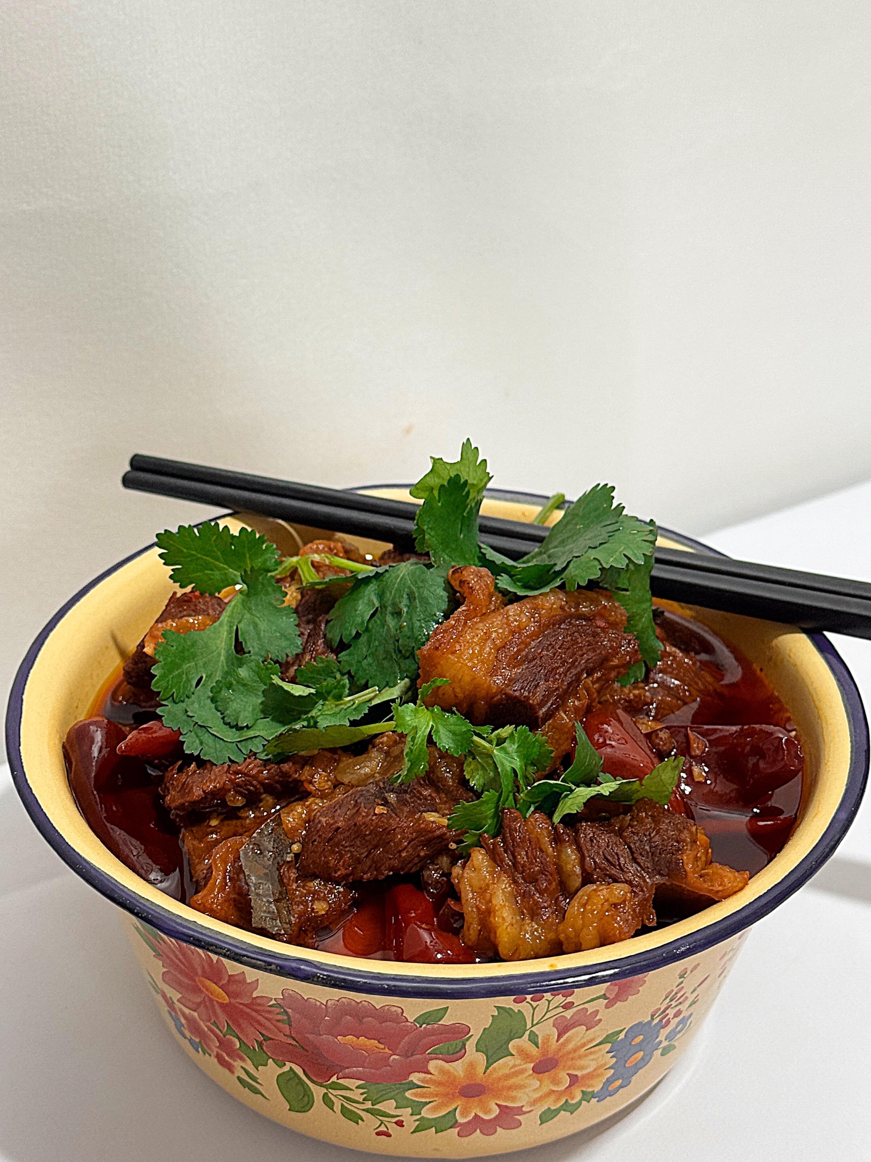 麻烦来一碗红烧牛肉面不加面[馋嘴] 