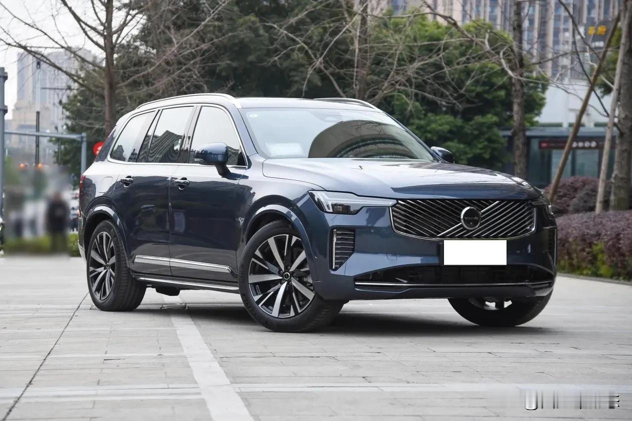 预算50万买SUV，问界M9和沃尔沃全新XC90，谁才是优选？

随着如今咱们国