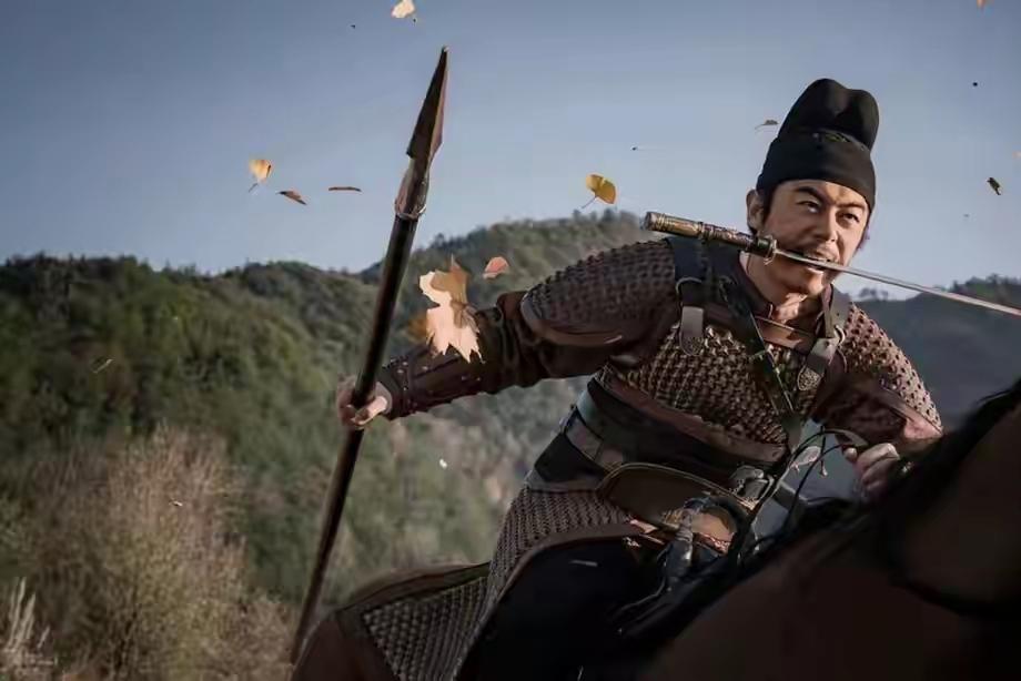 宋太祖赵匡胤真的是皇帝中最能打的吗？他的武力值到底如何？

一条杆棒，两个拳头，