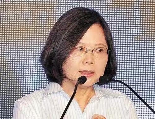 就在刚刚，
​特朗普公开喊话了！
​6月27日，特朗普在社交媒体上发文威胁：如果