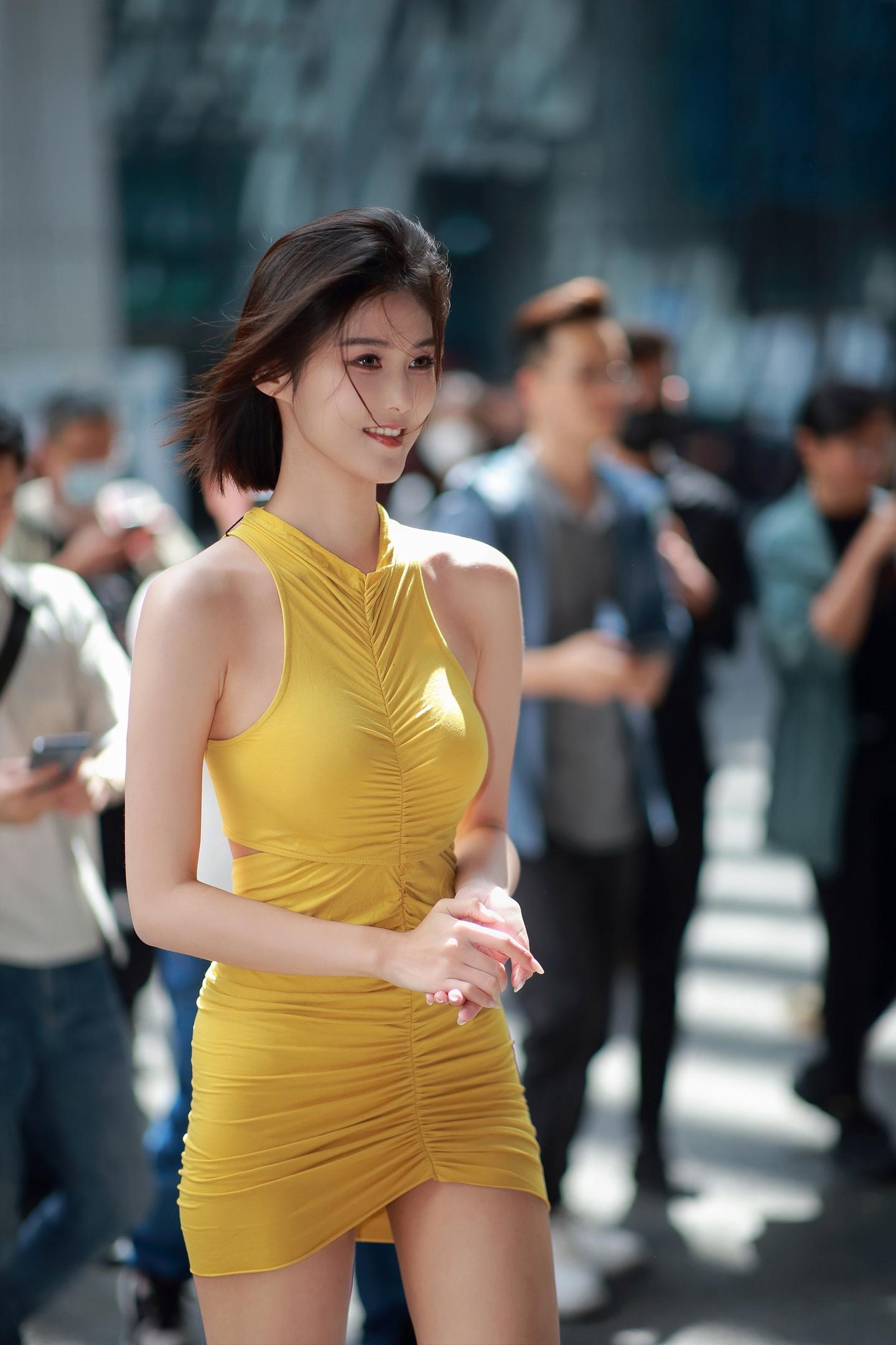 路人视角街拍 时尚惊艳瞬间 颜值秀场气质女神 好身材是永不过时的时装 ...