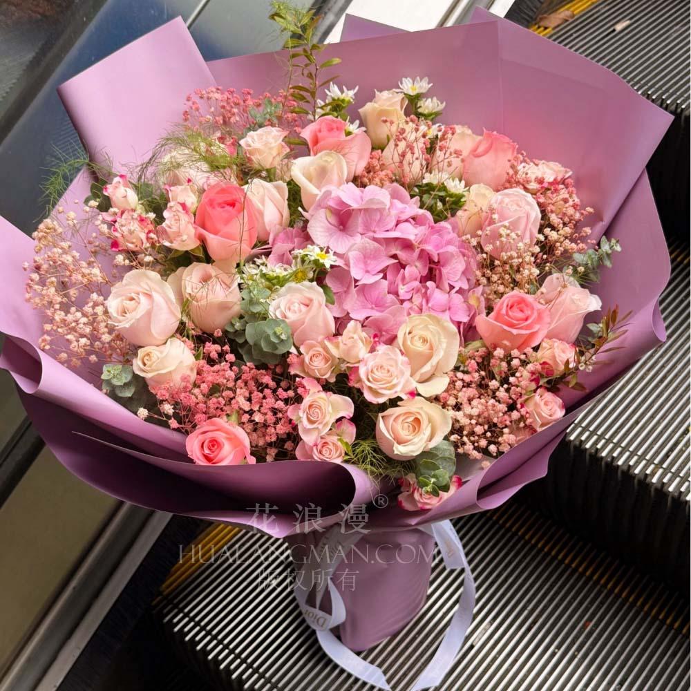 中国国际关系研究享誉全球的学者

北方：

倪峰  

王缉思

陶文钊

达巍