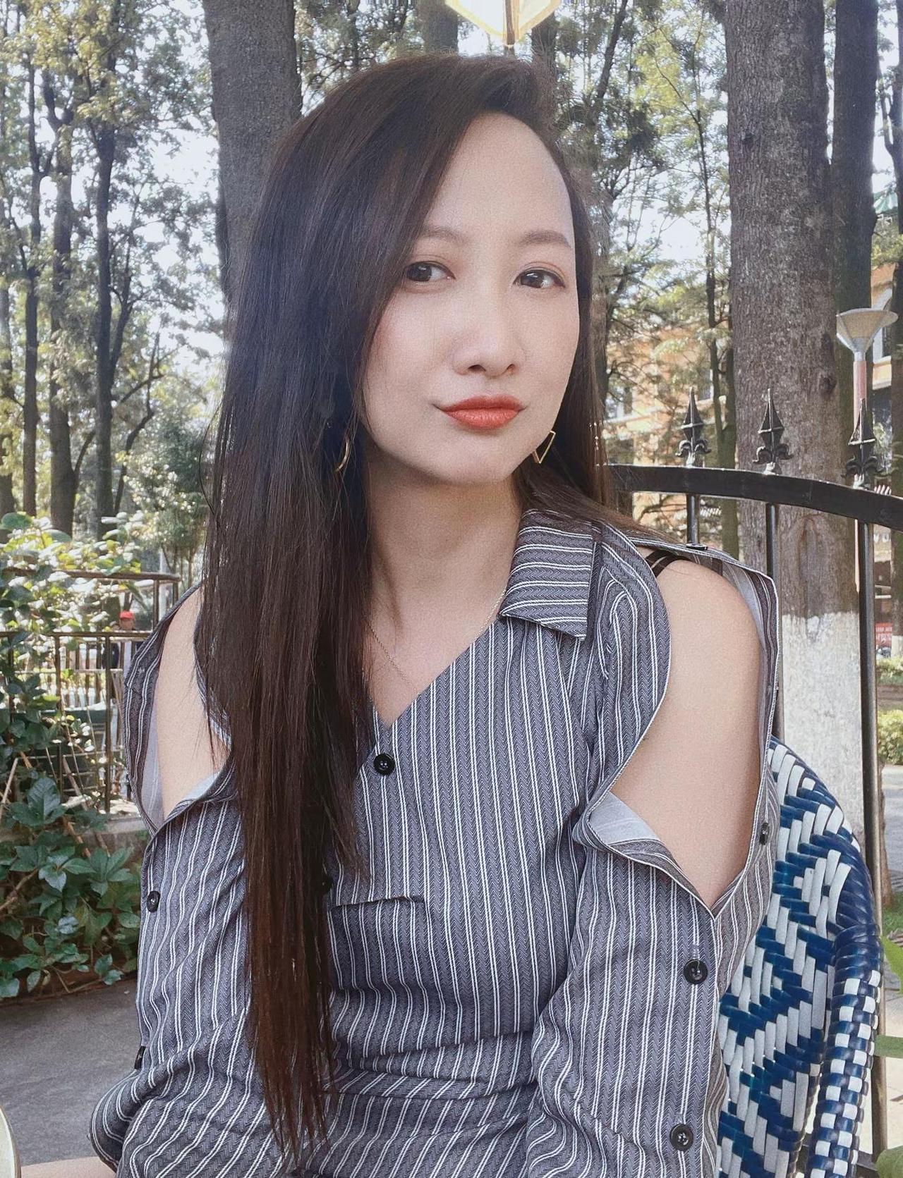 如果有天我突然结婚了 不要意外 看到我妈年纪越来越大 整天为了我的事唉声叹气 妥