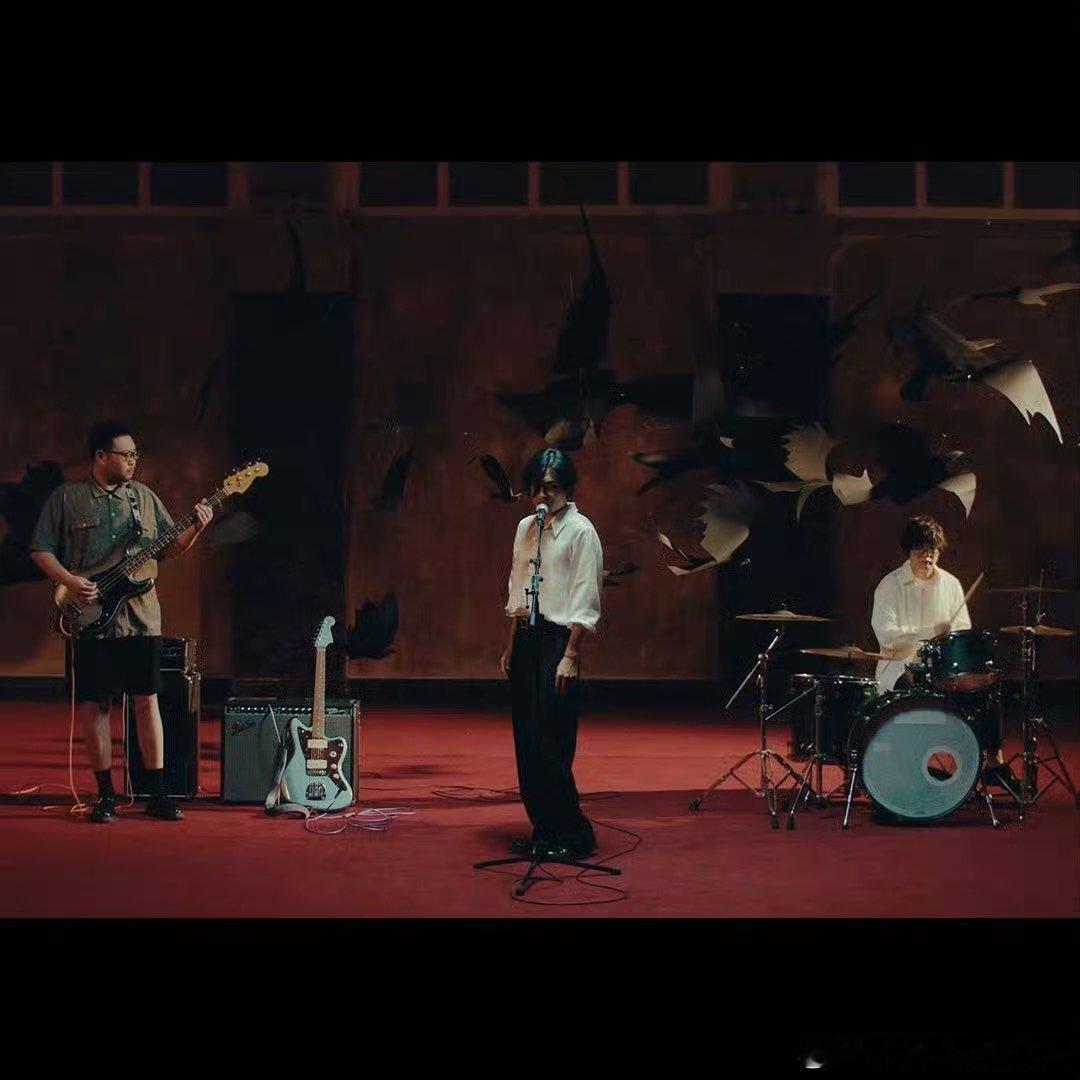 #芒果青春派对音乐节阵容官宣#在这样热烈的夏天就该有这样的音乐节来治愈我们的心情