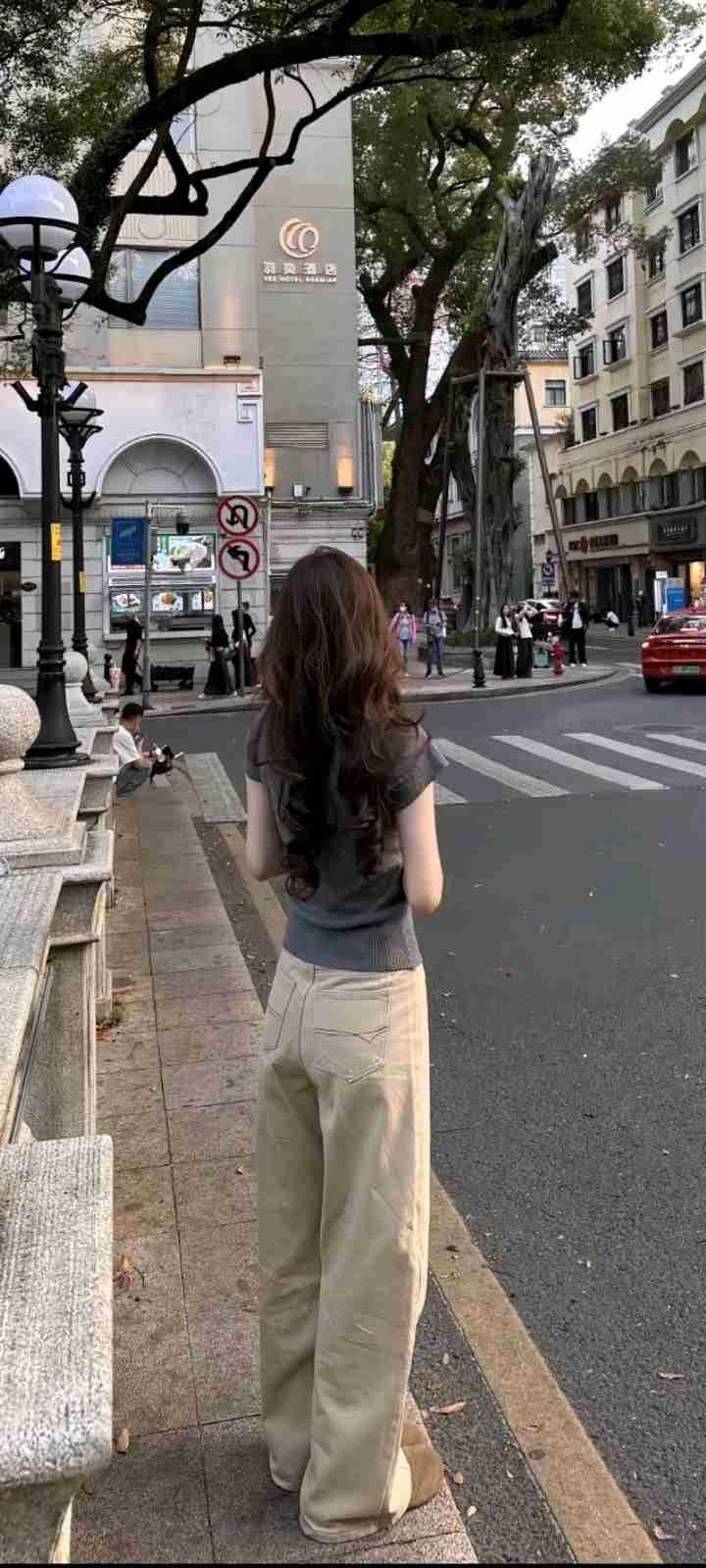 我的今日状态：😁轻松愉快
我这里的天气：☀️晴天