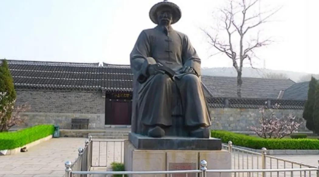 甲午战争后清朝各重要将领的结局
丁汝昌：北洋海军提督，以身殉国。死后光绪帝下旨"