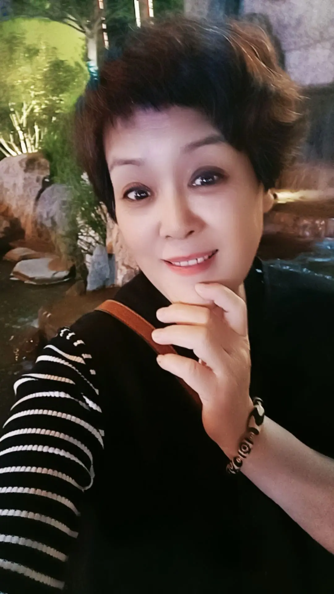 秋雨，秋思，雨绵绵，情长长，思念念……您和我爸一起回顾故里的那天也下了...