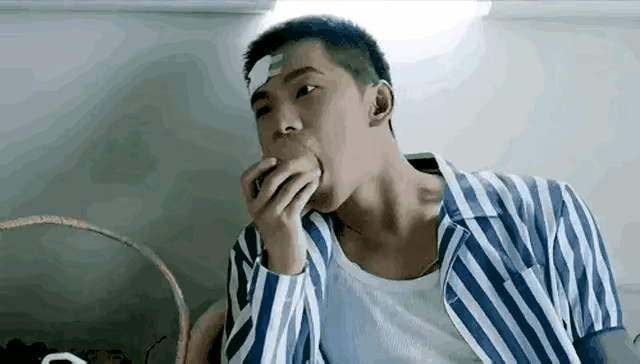 赵丽颖无实物吃东西表演的都比yy自然[赞]
