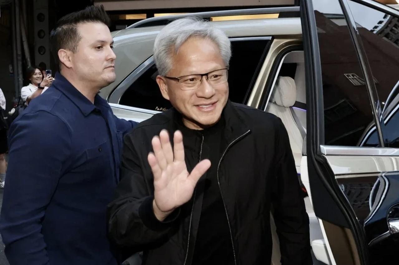 黄仁勋一针见血，台当局的“不缺电”谎言还能撑多久？

英伟达CEO黄仁勋近日直言