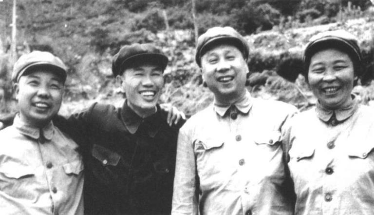 左起:肖华、邓华、甘泗淇、李贞。