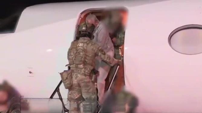 13年了，美国终于抓到了他！当年那场震惊世界的班加西大火，烧死了美国大使，也烧出