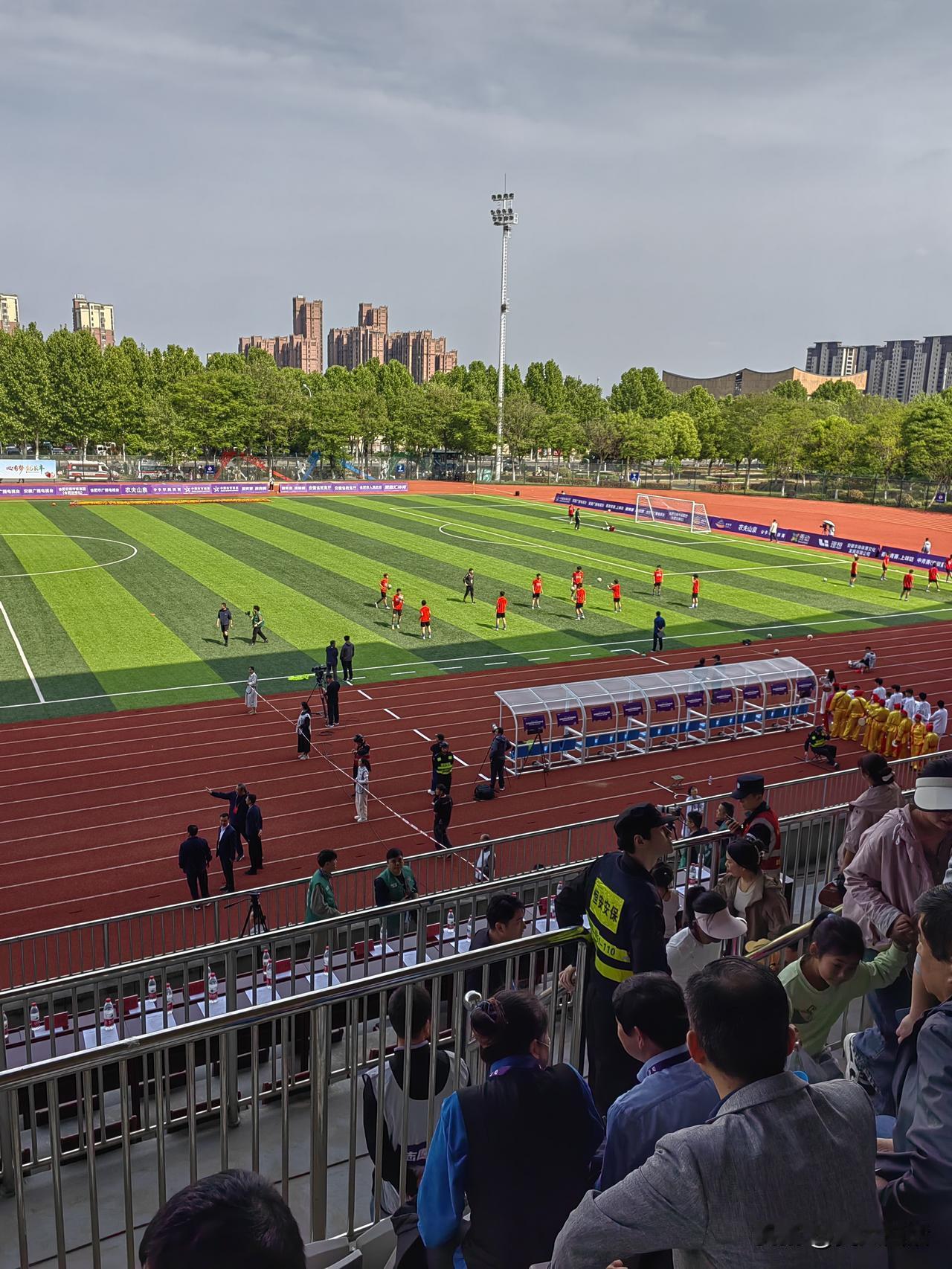 我们都知道，说什么都是有条件范畴的，但是我们很多人又不知道其内涵。举例，一个人越