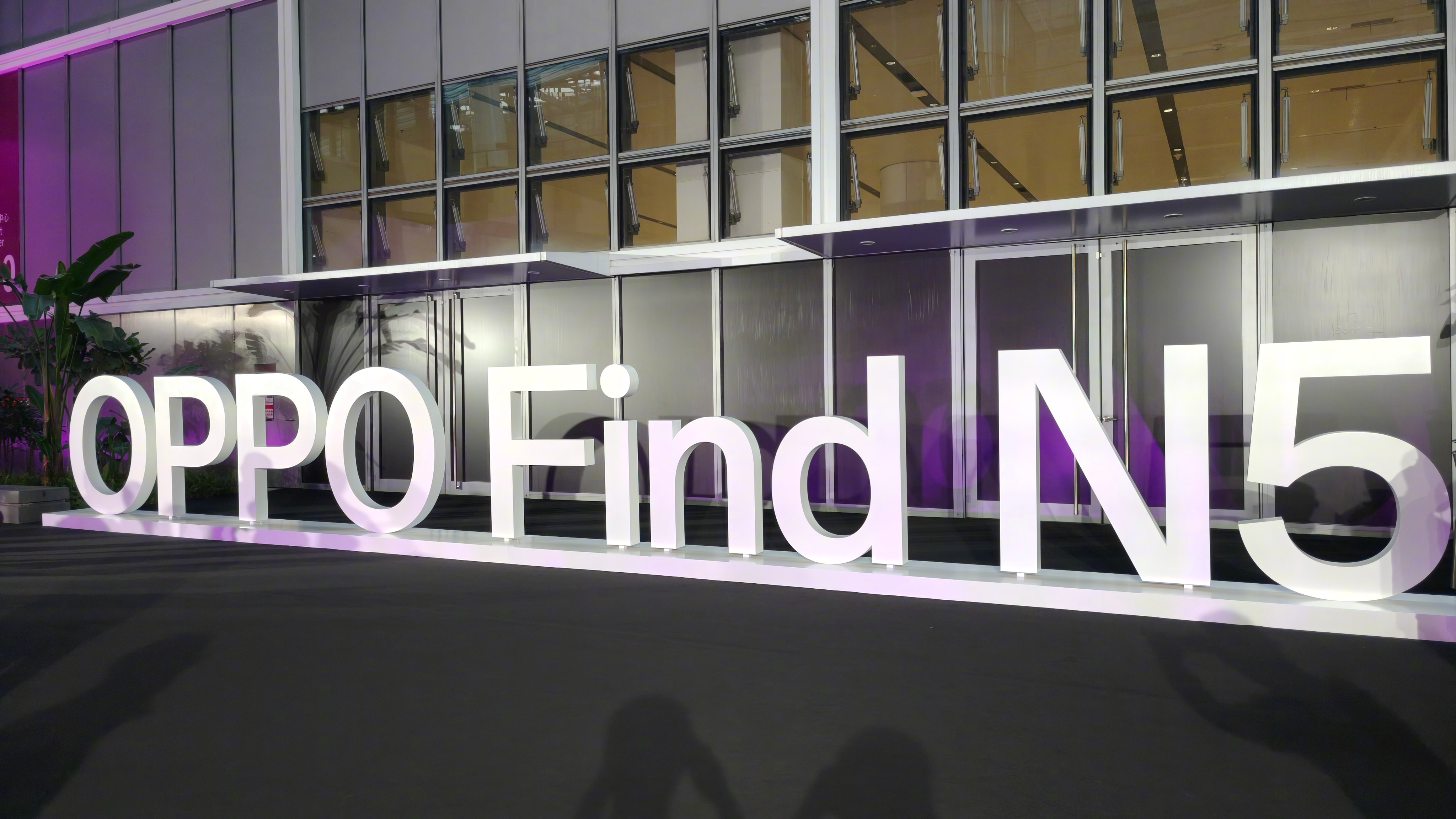 OPPO Find N5  发布会现场真的人气爆棚，19:00倒计时开启！作为新