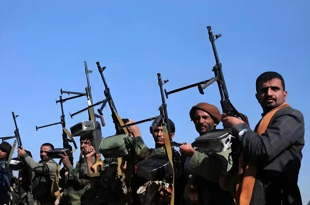 真敢玩！中东直接搞“全民赏金”，美军这下慌了。
 
这招真是绝了！中东抵抗组织直