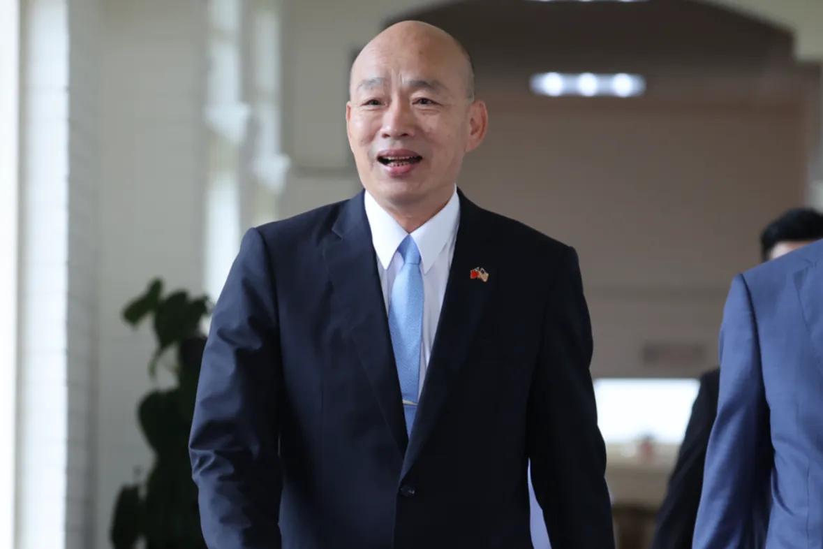 韩国瑜获高度肯定，或牵动2026年高雄市长选举！
日前，台湾民意基金会公布关于韩