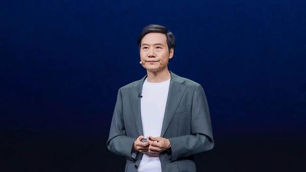小米发布会惊爆消息！雷军直言： “未来手机会越来越贵，计划年内换机的用户赶紧下手
