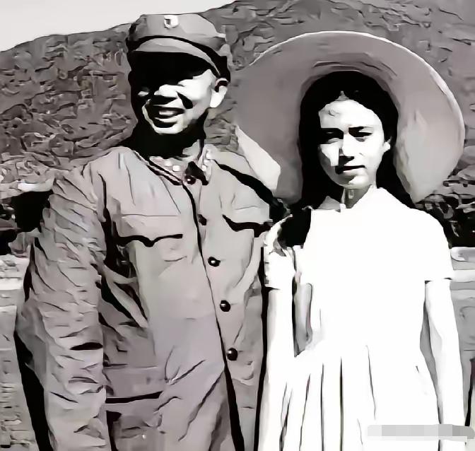 1942年，远在苏联深造的刘亚楼收到噩耗：延安妻子改嫁，半生深情终成过往。

这