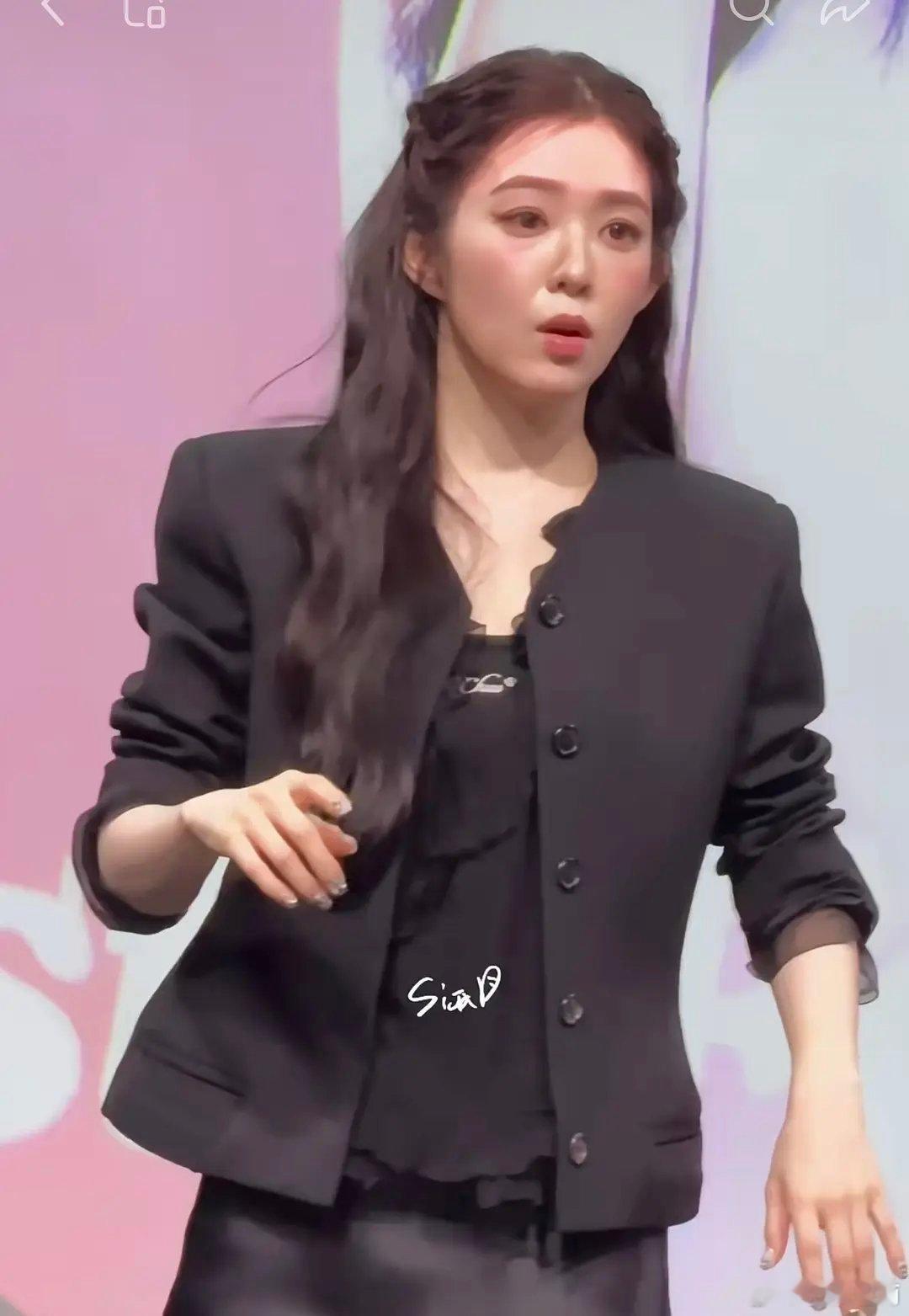 都是zeng过 为什么鞠婧祎比裴珠泫年轻的多 