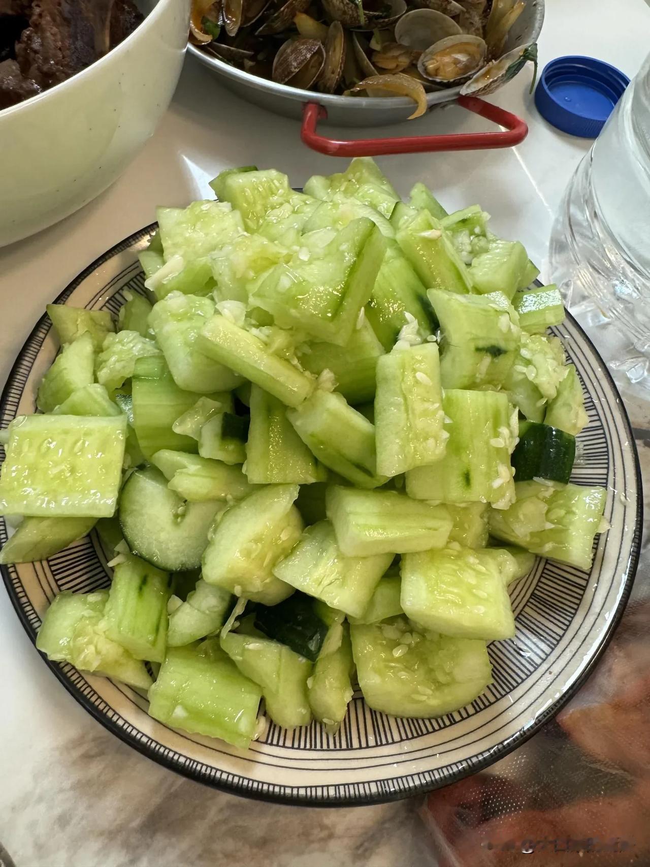 18岁就做出好多好吃的，这天赋简直绝了！我18岁的时候还在研究生日派对点心做法呢
