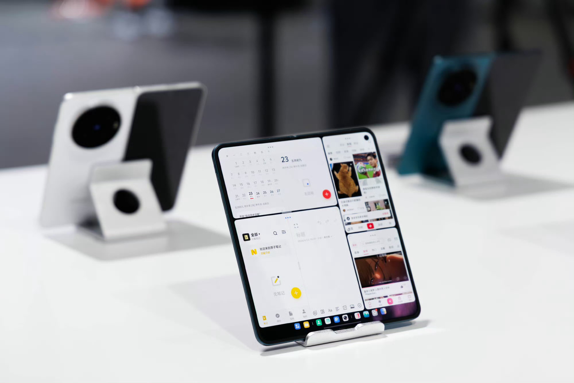vivo X Fold6的工作台，可以多任务多应用同时进行，那我是不是可以同时A