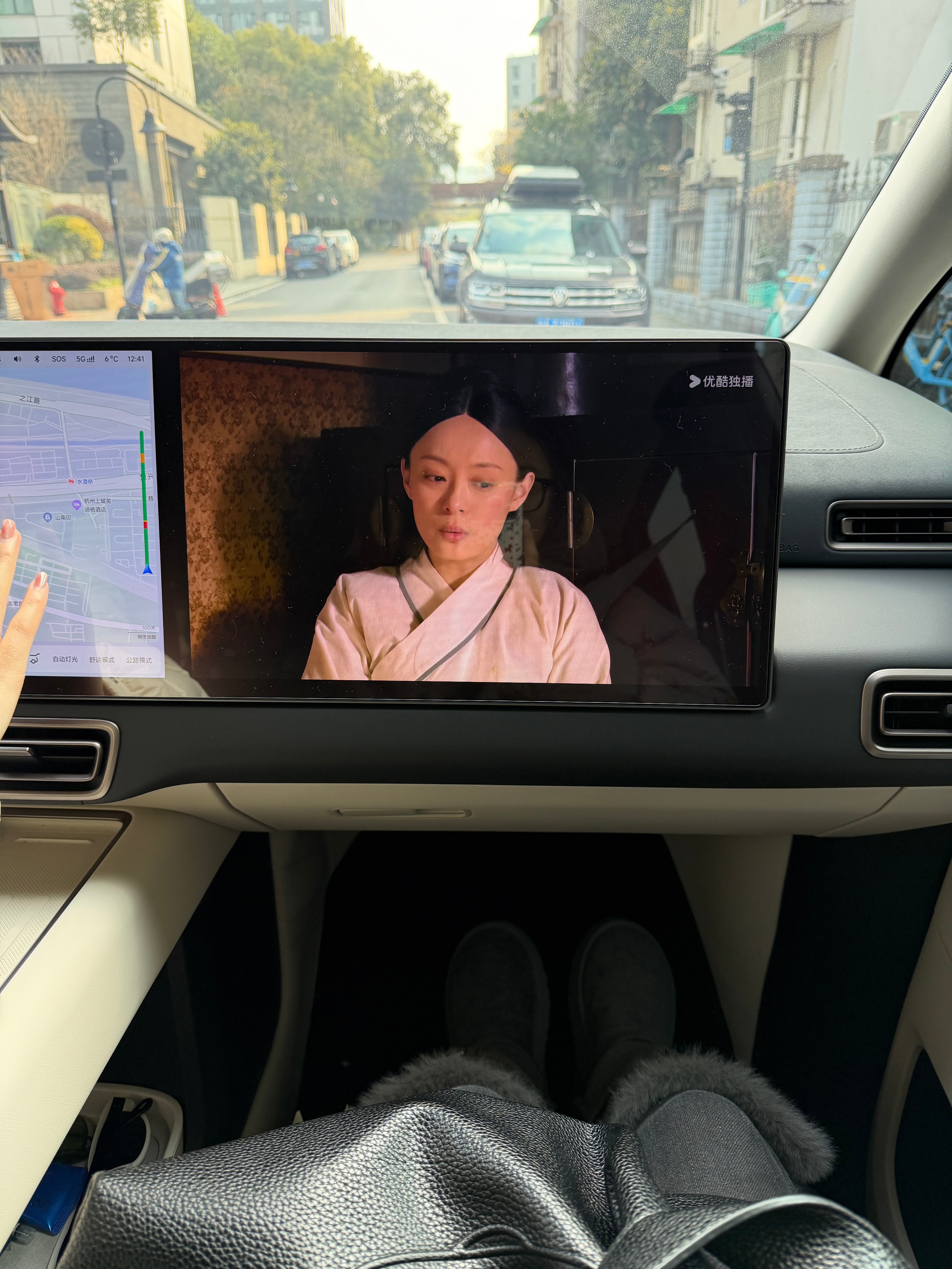 元旦第二天  朋友开理想mega来接我 泡汤 有两年没来过了 汗蒸怎么已经发展成