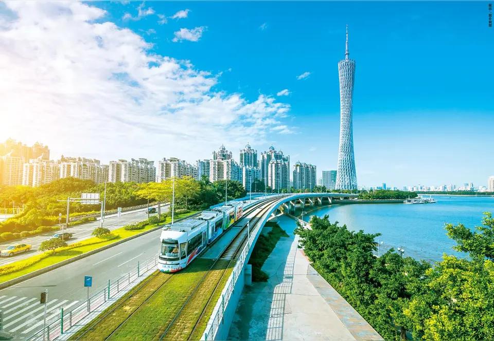 中国的大方向——政治民主化，经济市场化，文化多元化，社会法制化
 
纵观人类文明