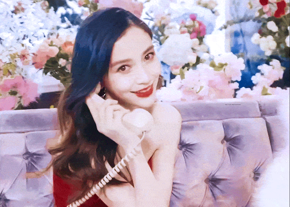 angelababy＊杨颖 大明星烈焰红唇上海偶遇Angelababy小海绵逛街