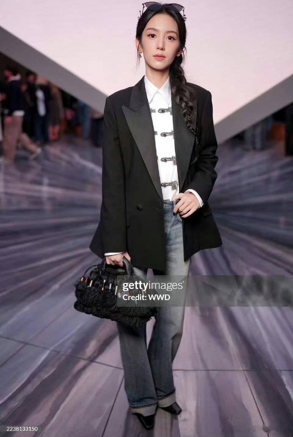 周也外媒镜头周也迪奥g社生图 周也G社生图也美美滴周也[超话] ​​​