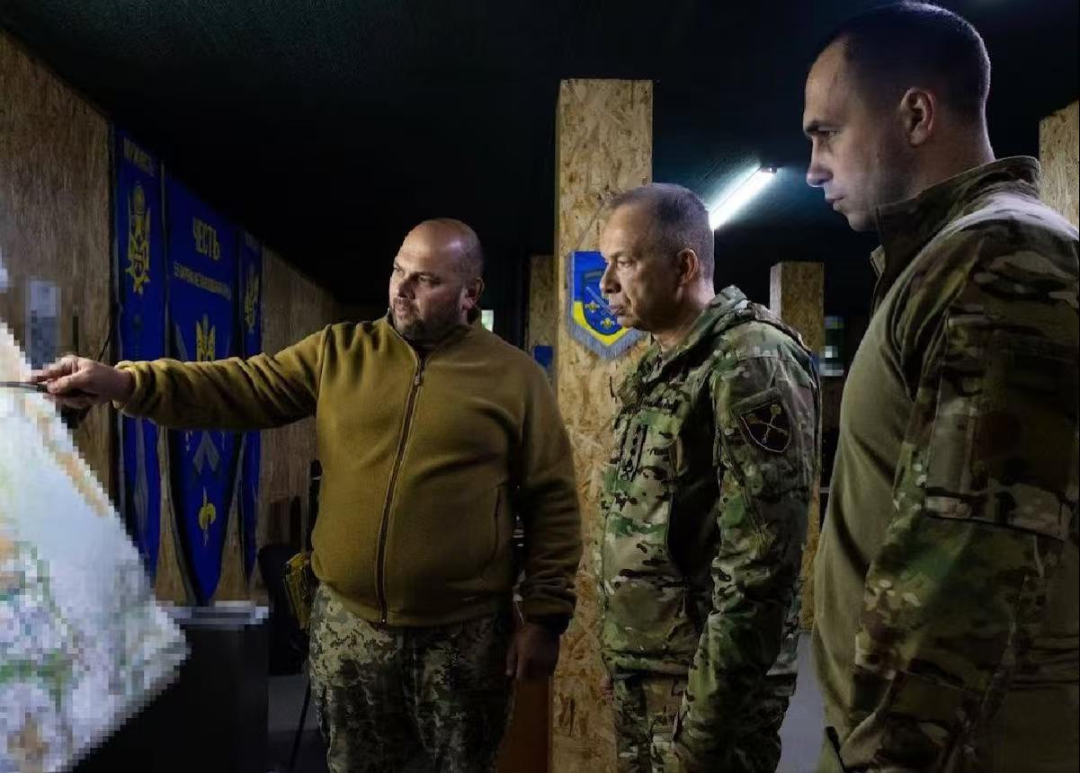 红军城的乌军估计没希望了。基辅派了11人前去营救在红军城被包围的士兵，结果为了保