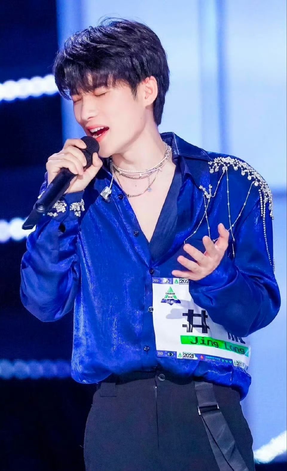 井胧说那年创造营命不好井胧自嘲在《创造营2021》命不好，那届能唱的太多了，真就