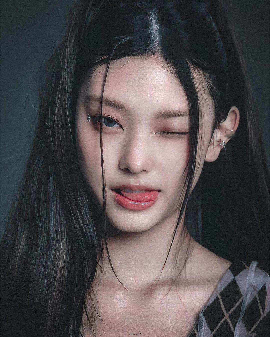 白天在学校里装Mean Girl💅🏻晚上偷偷变身魔法少女拯救世界✨٩(ˊᗜˋ