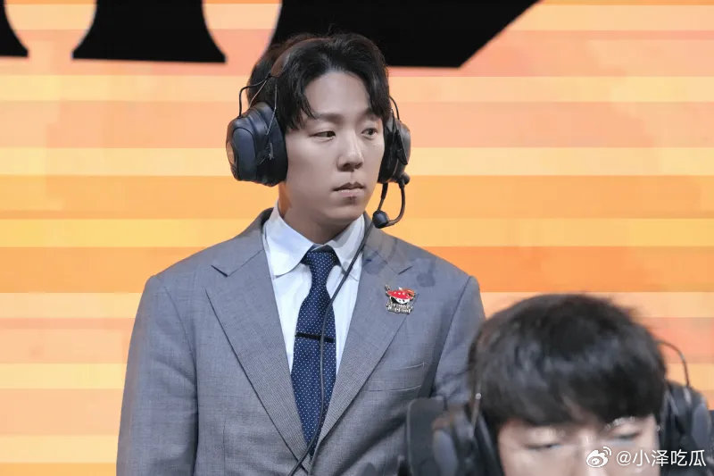 去年三个赛段AL皆晋级前三，更换教练后第一赛段却止步第四这两年al 吹的倒是挺厉