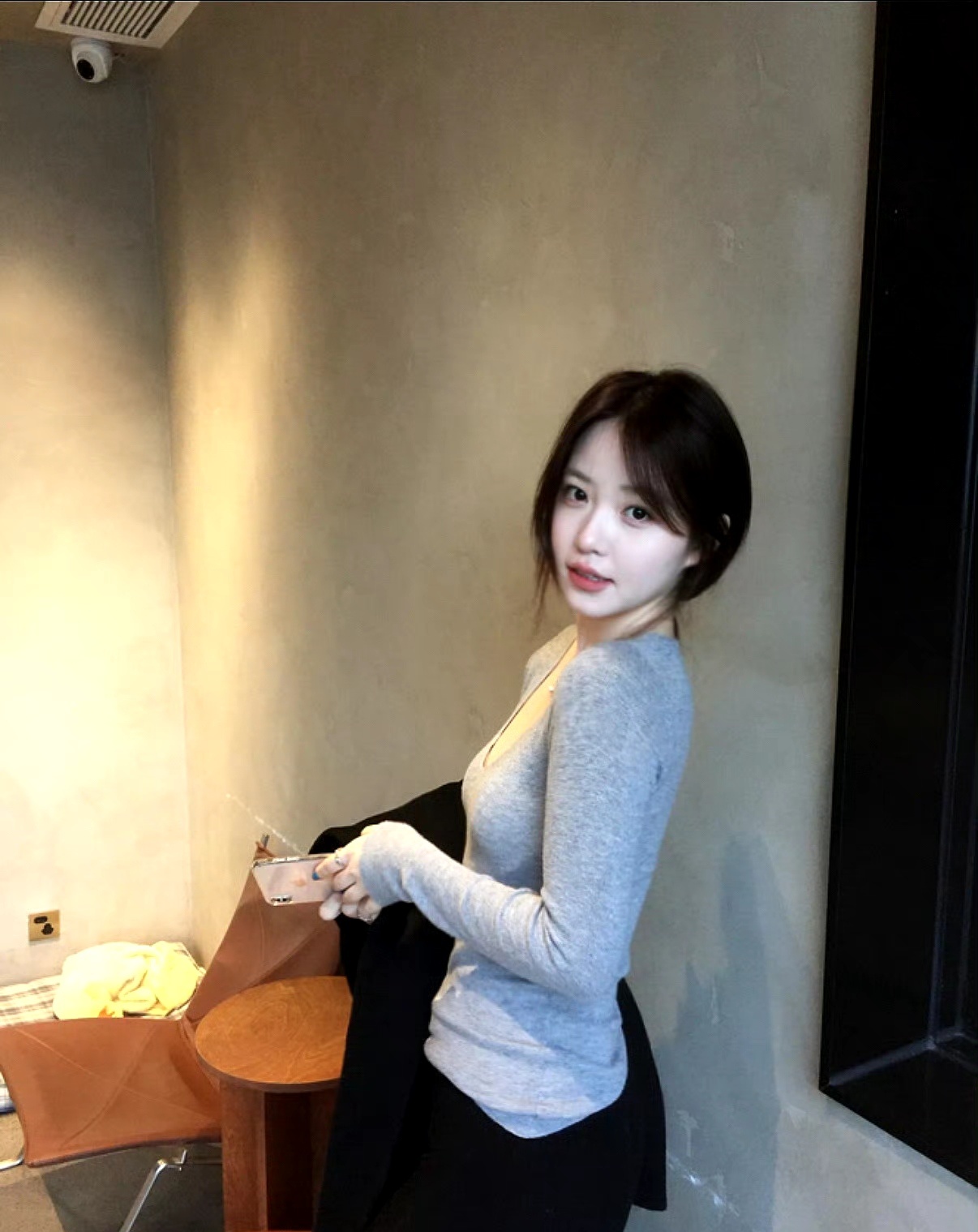 冷吗?冷就对了，心里没有我迟早凉 