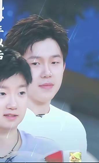 所有的阳光
所有的阳光都来吧！
让我装点你们

每一次比赛
每一次相聚
都是你们