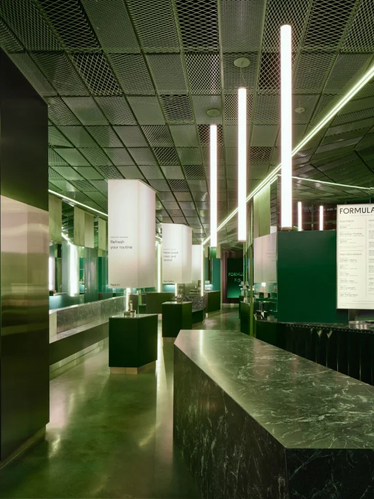 进入晶洞绿洲💚洛杉矶的沉浸式美妆空间