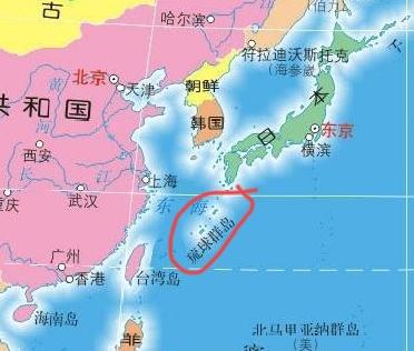 日本为什么紧张琉球独立？
A，历史上琉球与日本平起平坐
B，失去琉球日本将丧失千