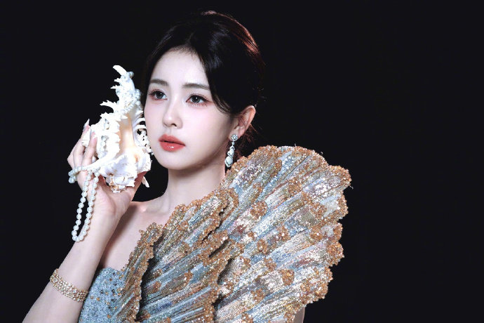 白鹿或将出演恰逢雨连天网传白鹿将出演恰逢雨连天 网传白鹿将出演恰逢雨连天?真的吗