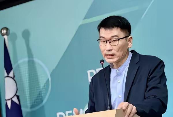 赖清德的“新潮流系”大将、陆委会副主委兼发言人梁文杰翻车了，其在大陆醉酒失态还要